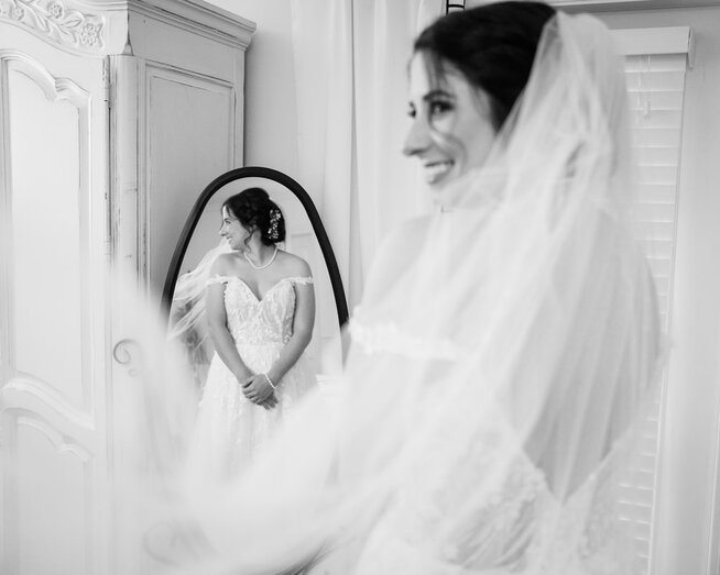 Black and White Wedding Photographer in Tampa
